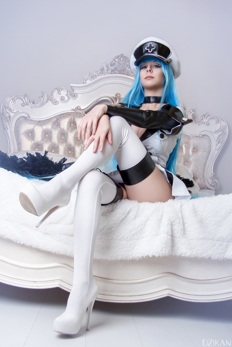 Esdeath by Disharmonica