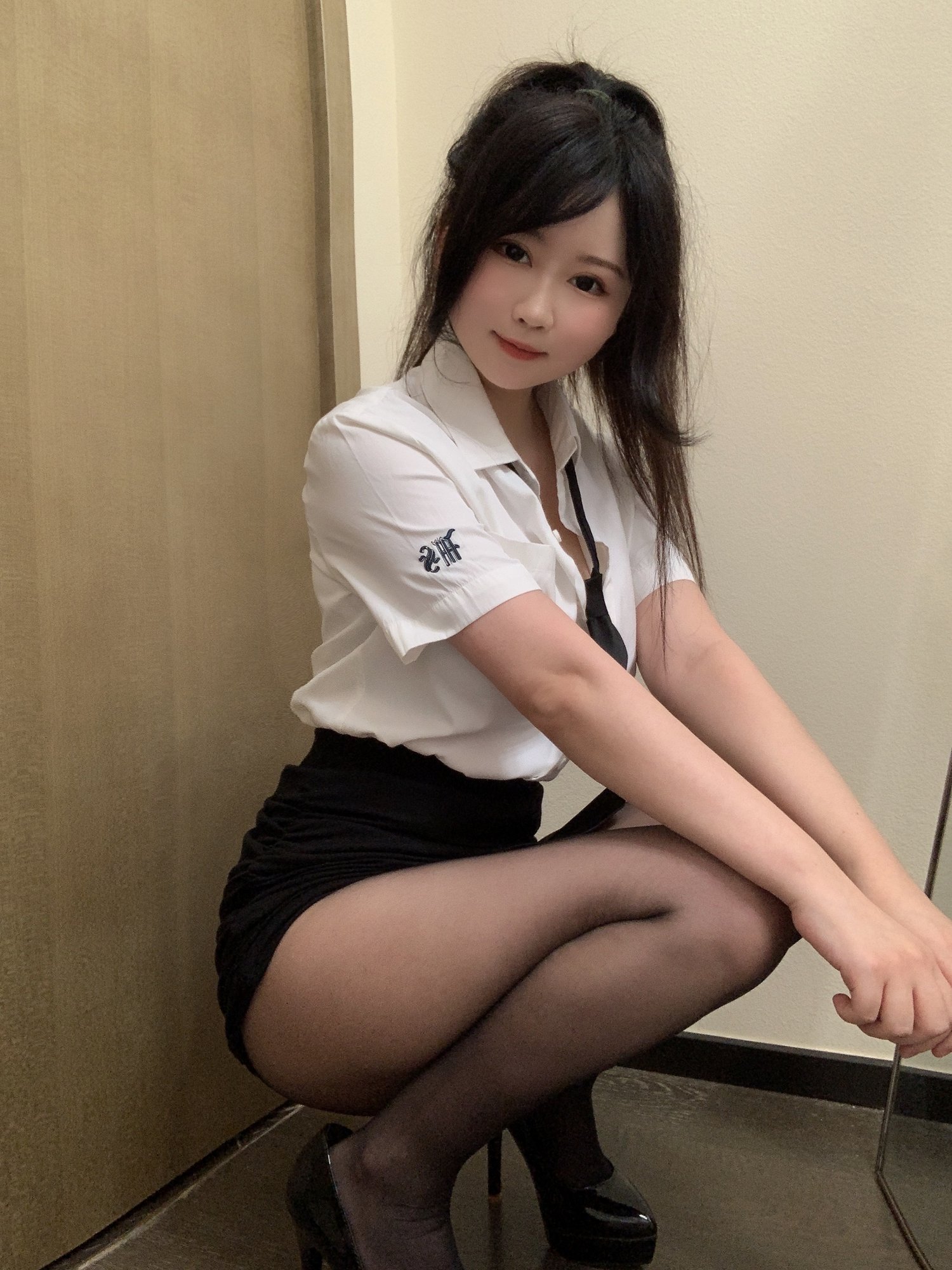 是依酱吖 - 刚入职的新人