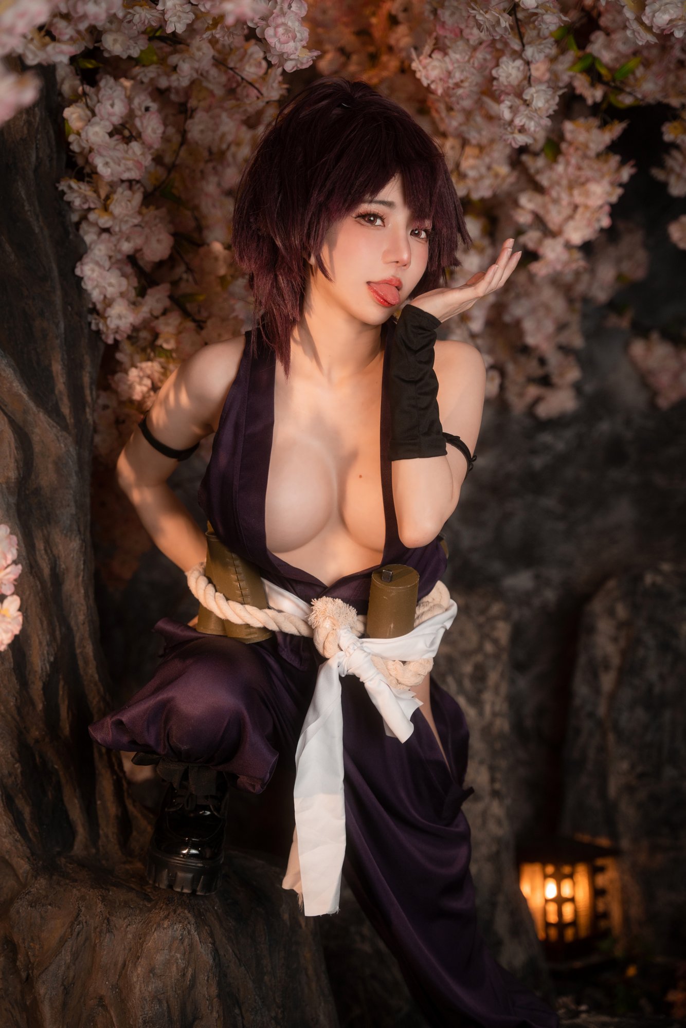 Sally Dorasnow - Yuzuriha
